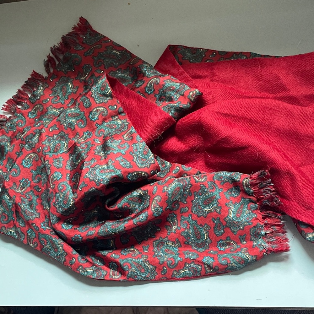 VINTAGE SILK AND WOOL SCARF